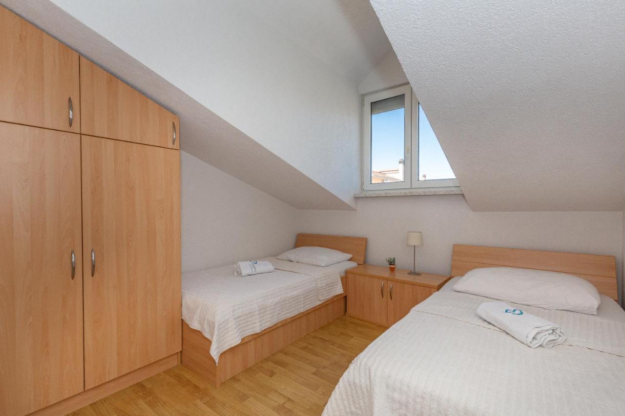 Apartments Dalmata ビオグラード・ナ・モル エクステリア 写真