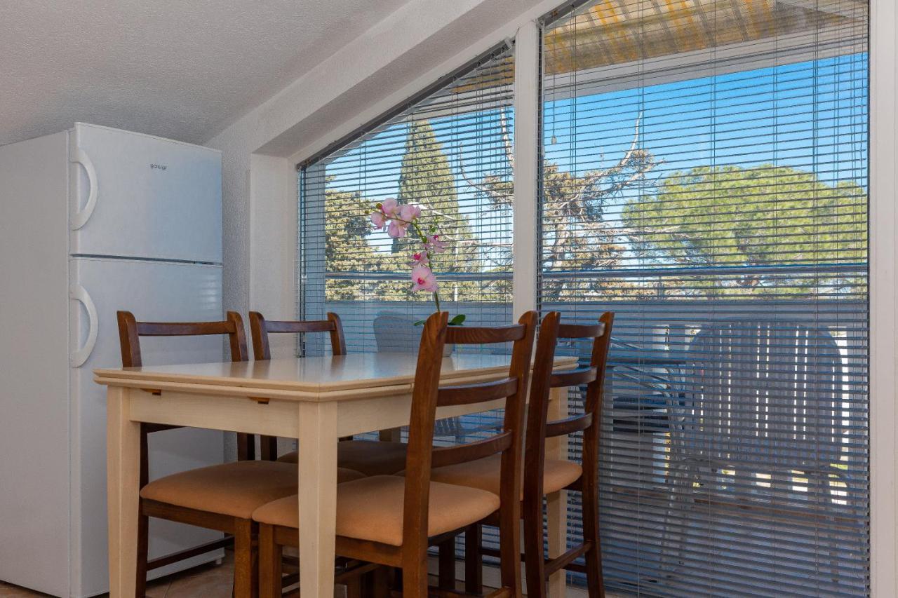 Apartments Dalmata ビオグラード・ナ・モル エクステリア 写真