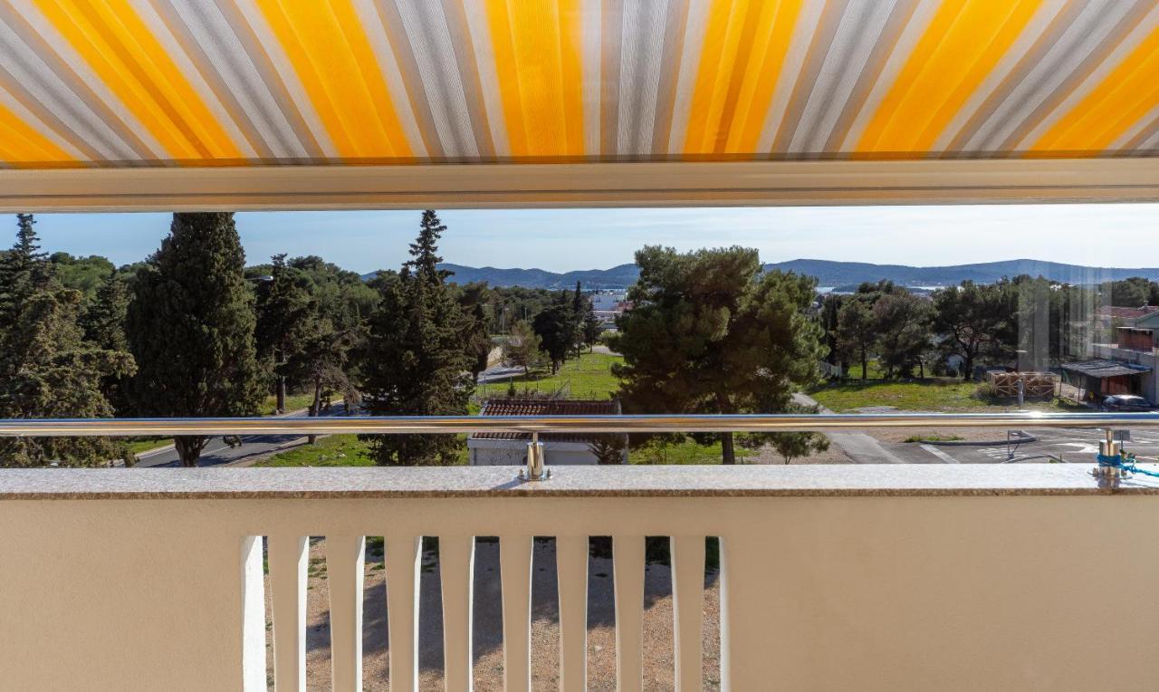 Apartments Dalmata ビオグラード・ナ・モル エクステリア 写真