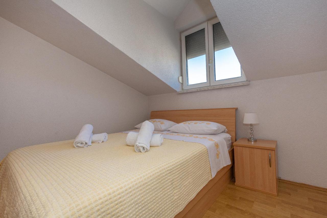 Apartments Dalmata ビオグラード・ナ・モル エクステリア 写真