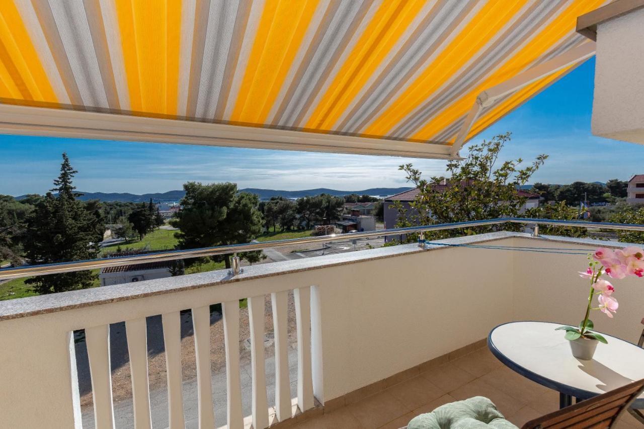 Apartments Dalmata ビオグラード・ナ・モル エクステリア 写真