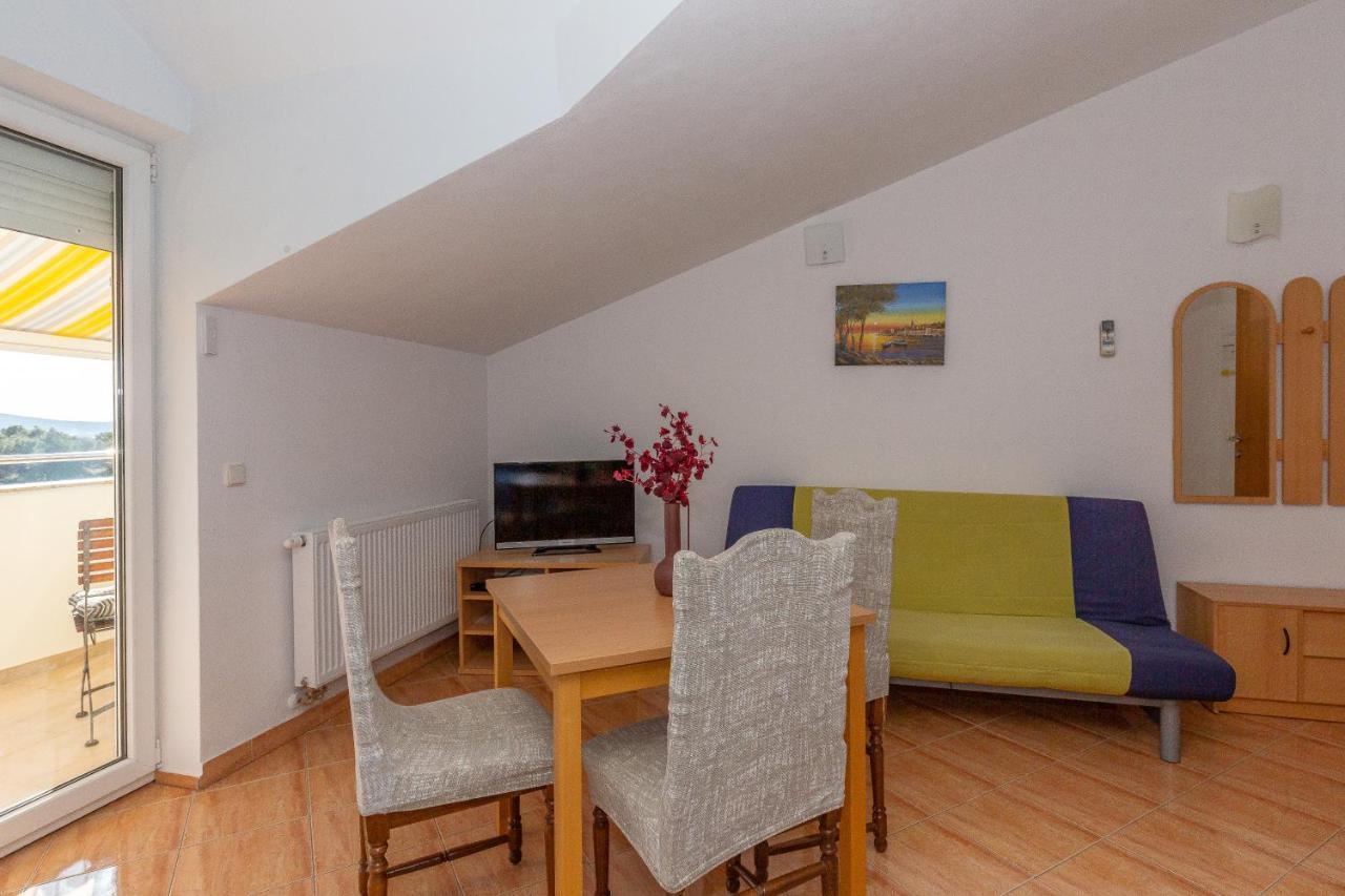 Apartments Dalmata ビオグラード・ナ・モル エクステリア 写真