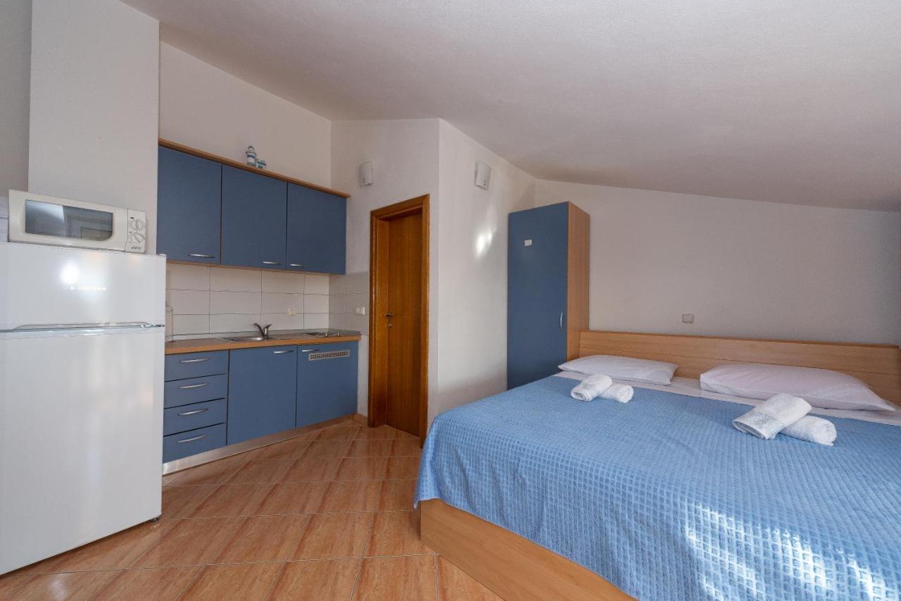 Apartments Dalmata ビオグラード・ナ・モル エクステリア 写真