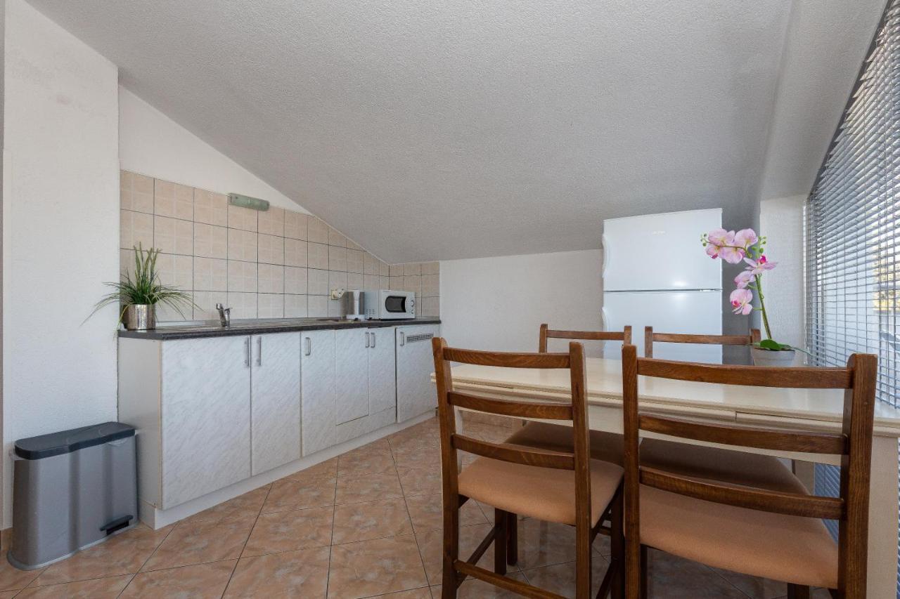 Apartments Dalmata ビオグラード・ナ・モル エクステリア 写真