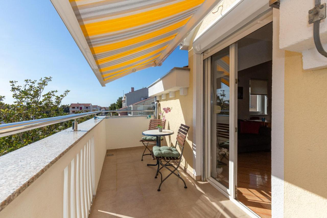 Apartments Dalmata ビオグラード・ナ・モル エクステリア 写真