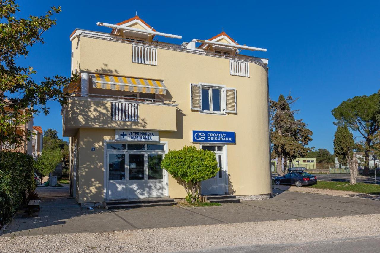 Apartments Dalmata ビオグラード・ナ・モル エクステリア 写真